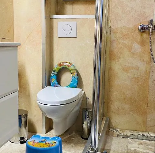 Maze Нэводари